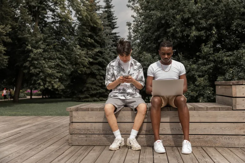 Bugiardi con i dati: il manuale della Gen Z per smontare la propaganda politica pezzo per pezzo
